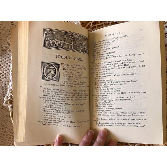 Vintage 1963 Brothers Grimm 'Household Stories' - Walter Crane Illustrations - Picture 6 of 7